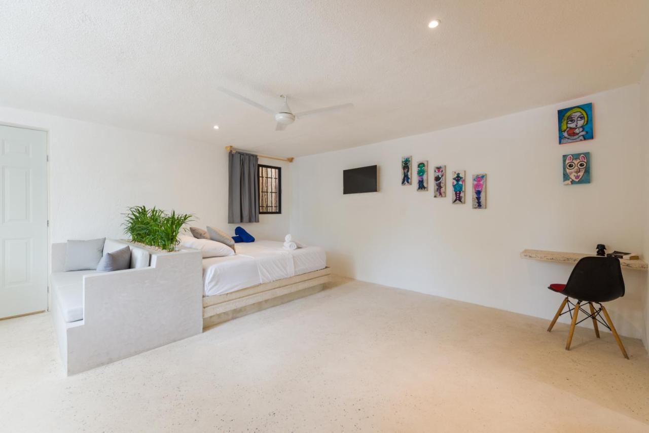 Art Apartment Cancún